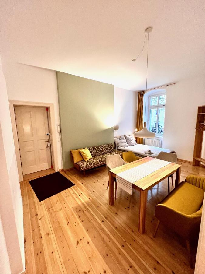 Gemuetliche 2-Zimmer-Wohnung Zentral Friedrichshain Berlín Exterior foto